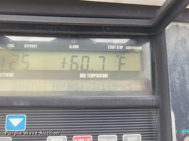 image for item DO4843 2008 Utility  3000R refrigerated van trailer