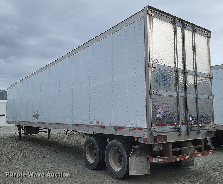 image for item DO4844 2008 Utility  3000R refrigerated van trailer