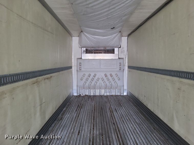 image for item DO4844 2008 Utility  3000R refrigerated van trailer