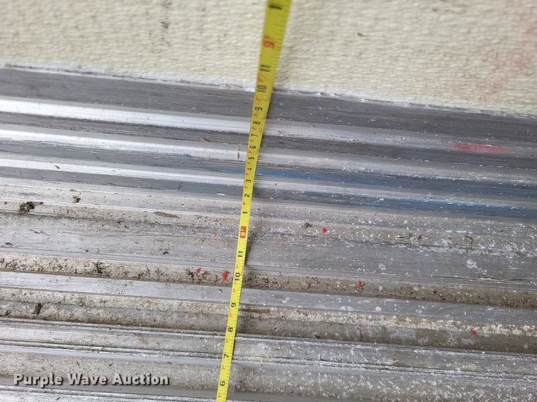 image for item DO4844 2008 Utility  3000R refrigerated van trailer