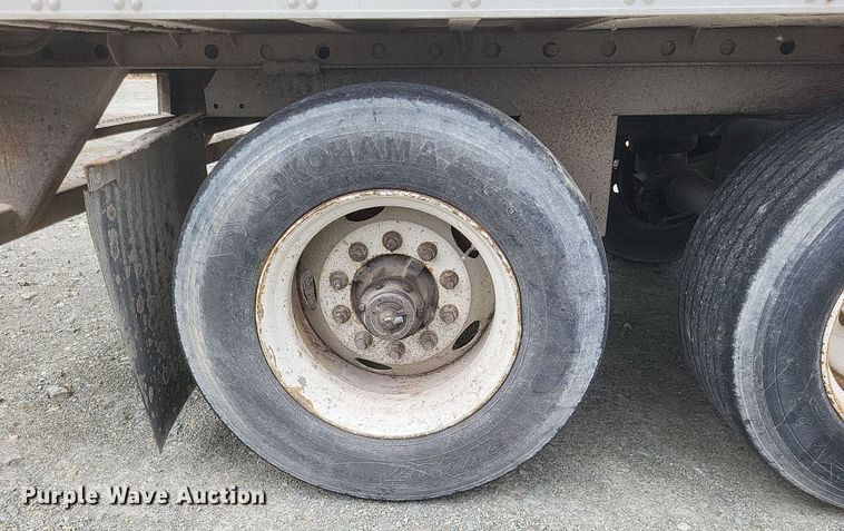 image for item DO4844 2008 Utility  3000R refrigerated van trailer