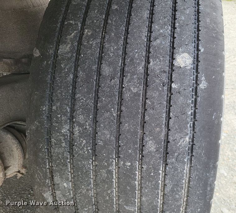 image for item DO4844 2008 Utility  3000R refrigerated van trailer