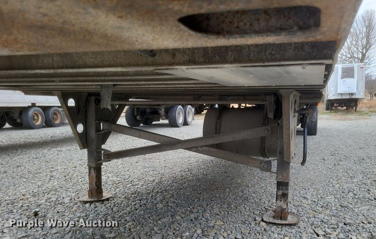 image for item DO4845 2008 Utility  3000R refrigerated van trailer