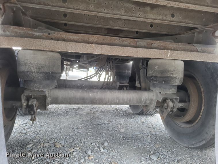 image for item DO4845 2008 Utility  3000R refrigerated van trailer