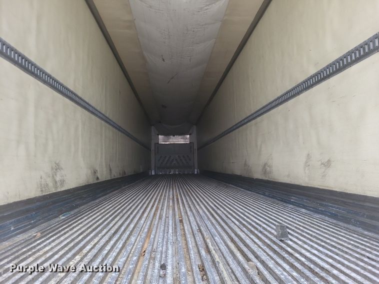 image for item DO4845 2008 Utility  3000R refrigerated van trailer