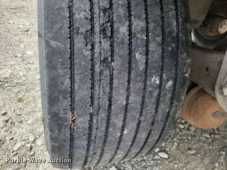 image for item DO4845 2008 Utility  3000R refrigerated van trailer