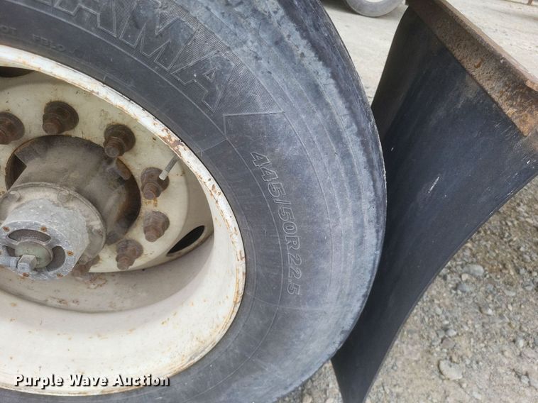 image for item DO4845 2008 Utility  3000R refrigerated van trailer