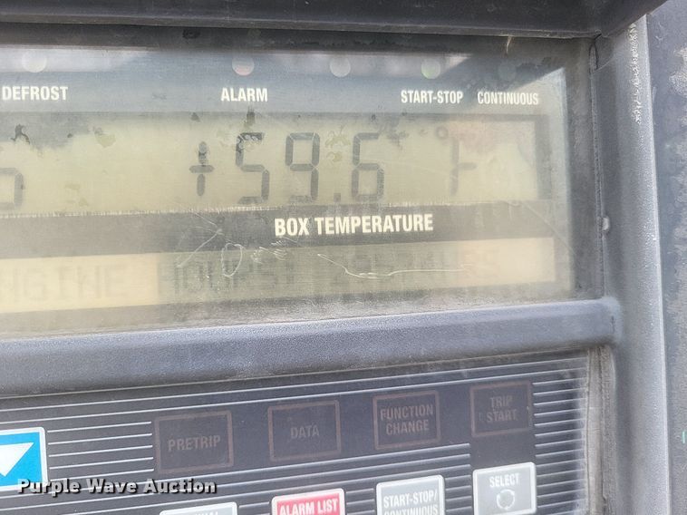 image for item DO4845 2008 Utility  3000R refrigerated van trailer