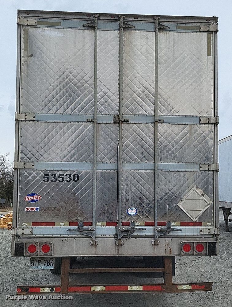 image for item DO4846 2008 Utility  3000R refrigerated van trailer