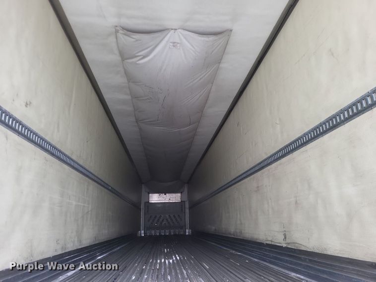 image for item DO4846 2008 Utility  3000R refrigerated van trailer