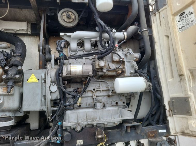 image for item DO4846 2008 Utility  3000R refrigerated van trailer