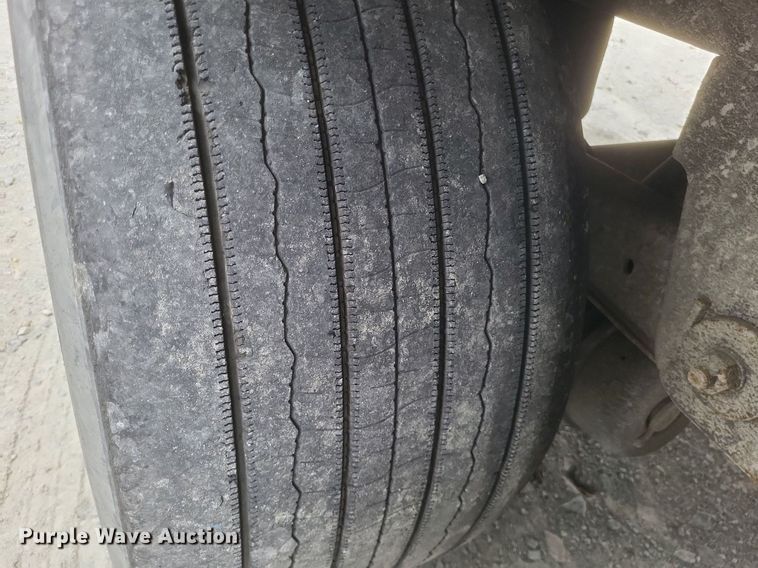 image for item DO4846 2008 Utility  3000R refrigerated van trailer