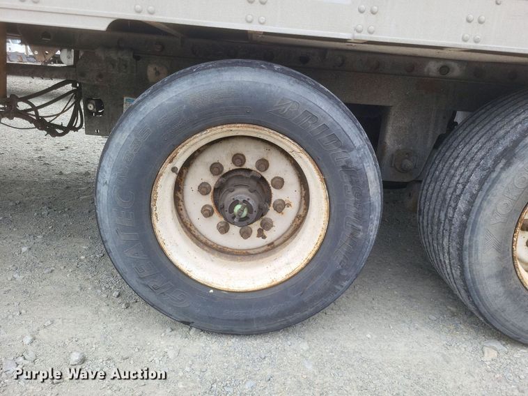 image for item DO4846 2008 Utility  3000R refrigerated van trailer