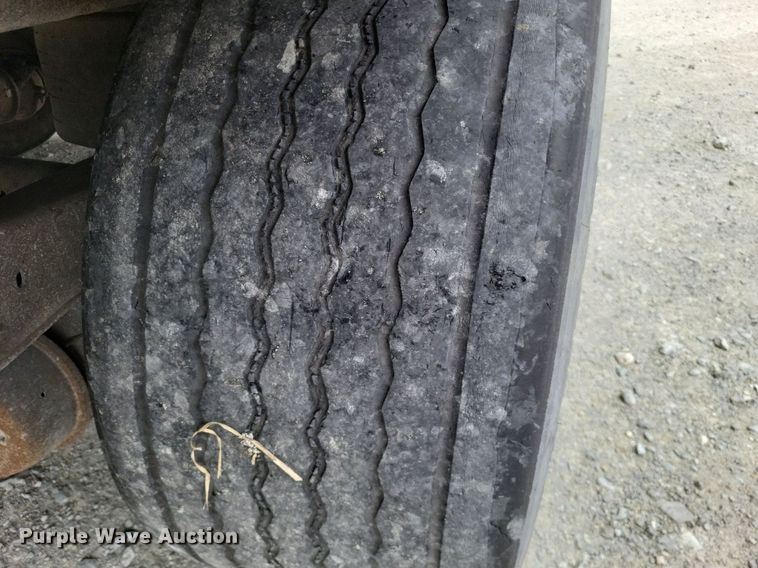 image for item DO4846 2008 Utility  3000R refrigerated van trailer