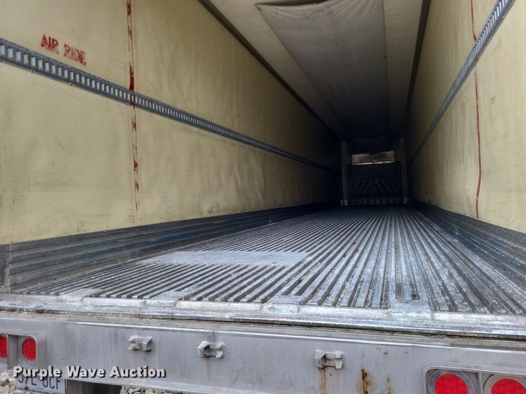 image for item DO4847 2008 Utility  3000R refrigerated van trailer