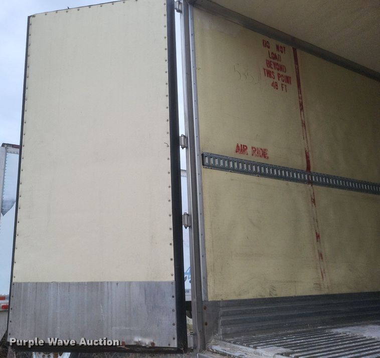 image for item DO4847 2008 Utility  3000R refrigerated van trailer