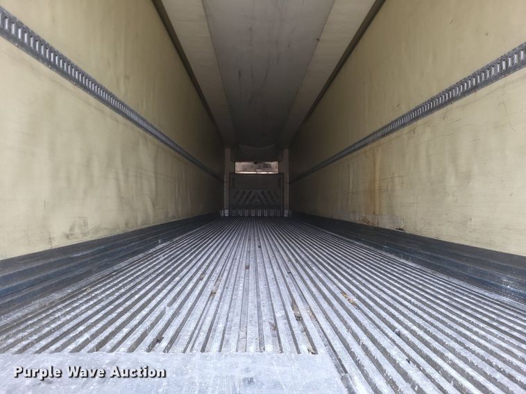 image for item DO4847 2008 Utility  3000R refrigerated van trailer