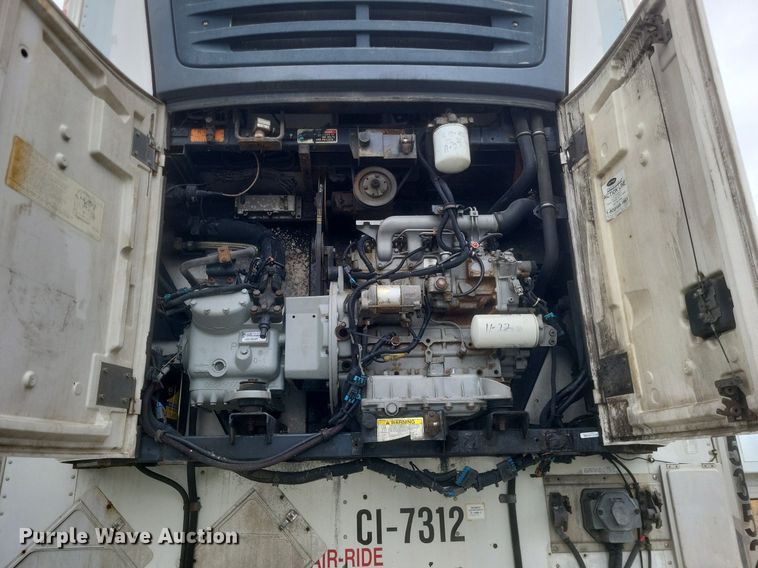 image for item DO4847 2008 Utility  3000R refrigerated van trailer