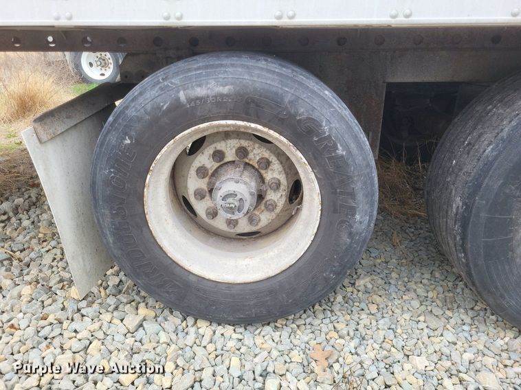 image for item DO4847 2008 Utility  3000R refrigerated van trailer