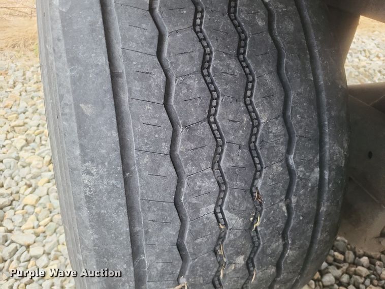 image for item DO4847 2008 Utility  3000R refrigerated van trailer