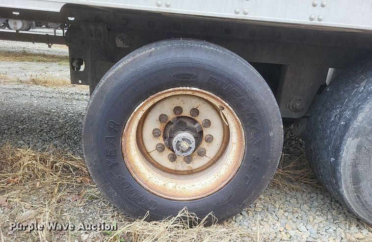 image for item DO4847 2008 Utility  3000R refrigerated van trailer