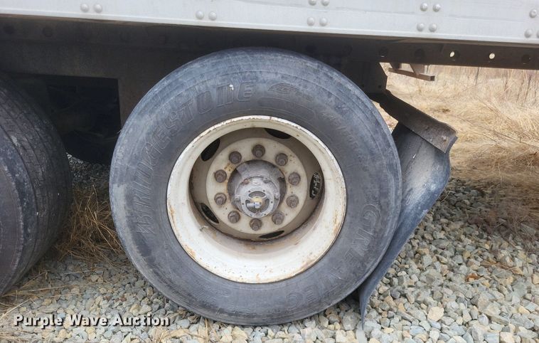 image for item DO4847 2008 Utility  3000R refrigerated van trailer