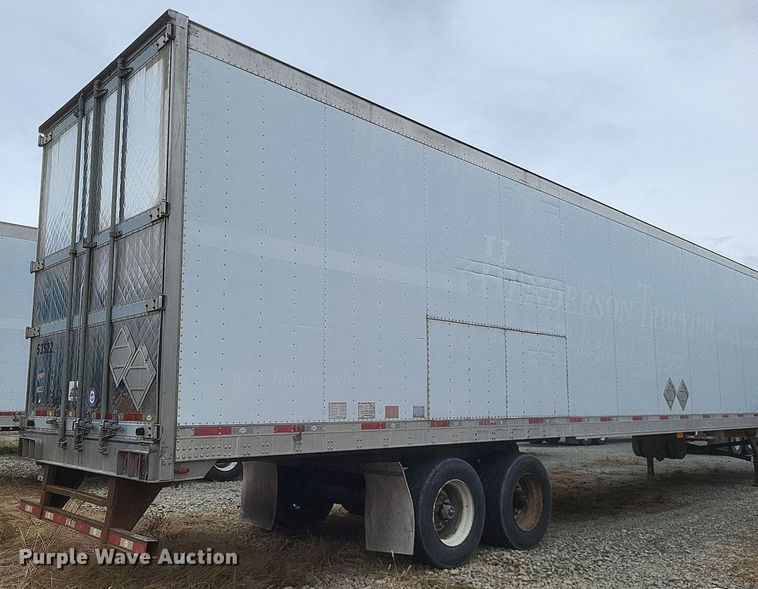 image for item DO4848 2008 Utility  3000R refrigerated van trailer