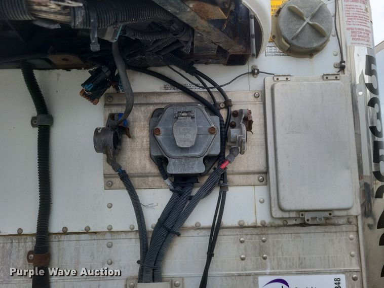 image for item DO4848 2008 Utility  3000R refrigerated van trailer