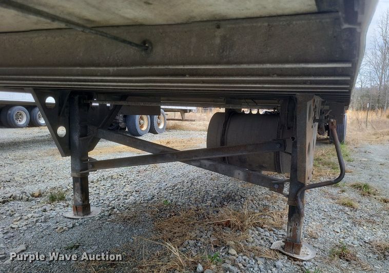 image for item DO4848 2008 Utility  3000R refrigerated van trailer