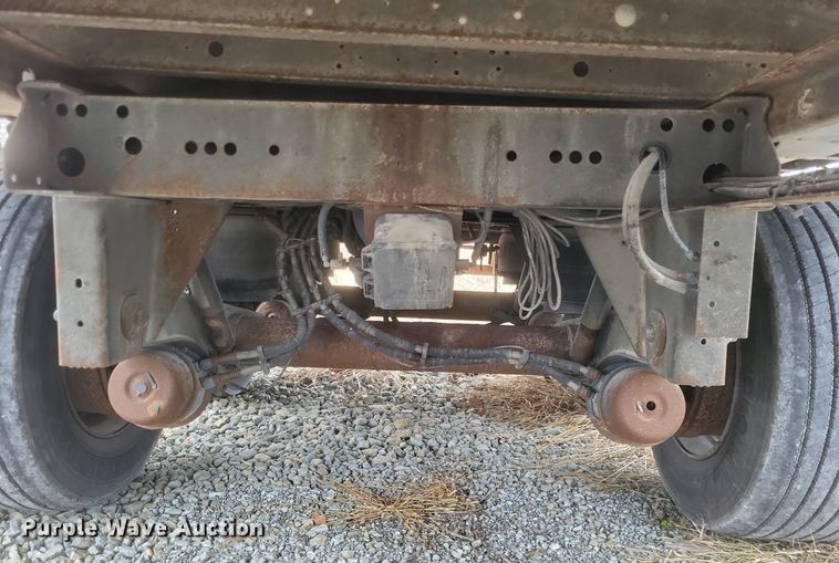 image for item DO4848 2008 Utility  3000R refrigerated van trailer