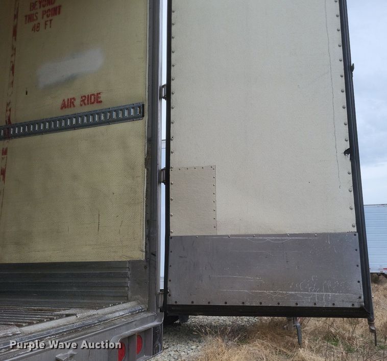 image for item DO4848 2008 Utility  3000R refrigerated van trailer