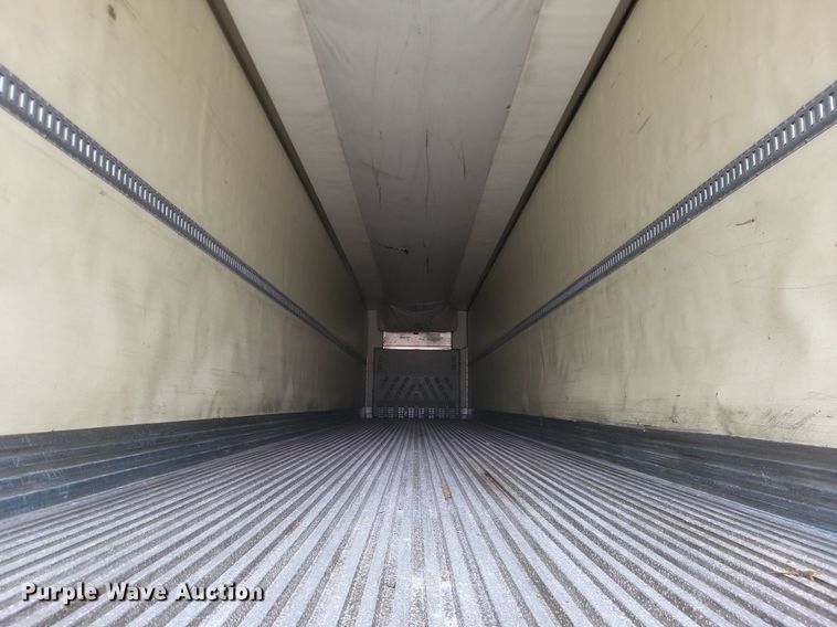 image for item DO4848 2008 Utility  3000R refrigerated van trailer