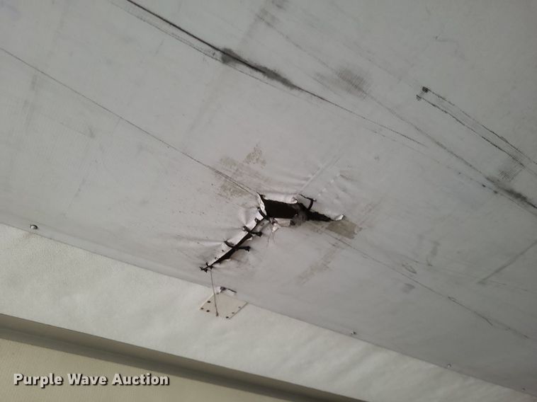 image for item DO4848 2008 Utility  3000R refrigerated van trailer