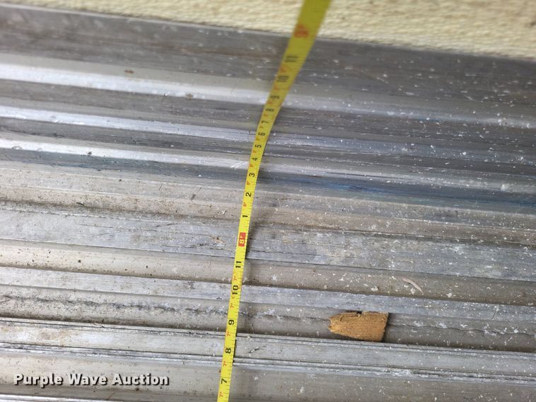 image for item DO4848 2008 Utility  3000R refrigerated van trailer