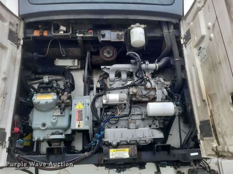 image for item DO4848 2008 Utility  3000R refrigerated van trailer