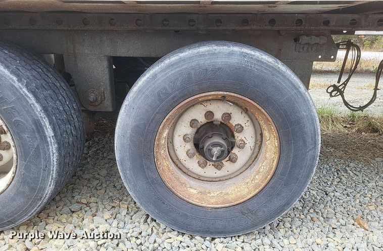 image for item DO4848 2008 Utility  3000R refrigerated van trailer