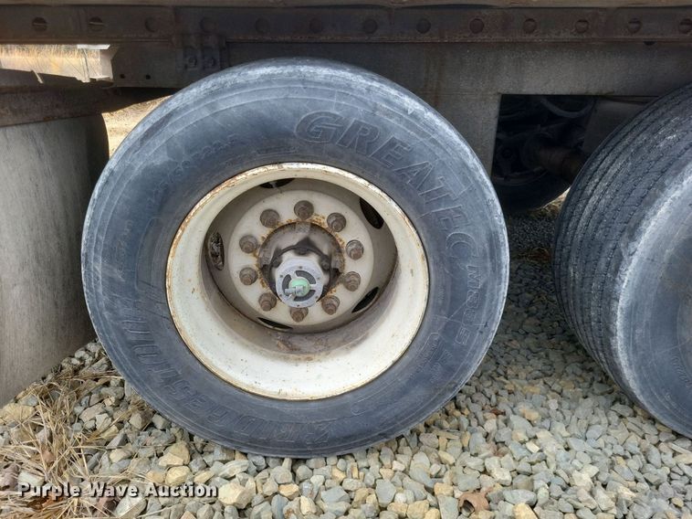 image for item DO4848 2008 Utility  3000R refrigerated van trailer