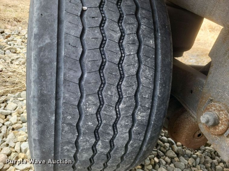 image for item DO4848 2008 Utility  3000R refrigerated van trailer