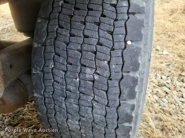 image for item DO4848 2008 Utility  3000R refrigerated van trailer