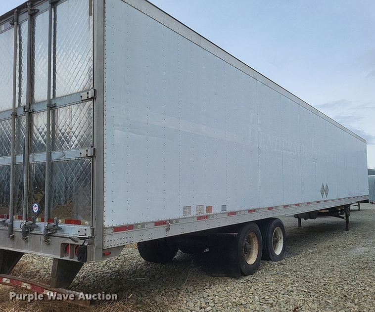 image for item DO4849 2008 Utility  3000R  refrigerated van trailer