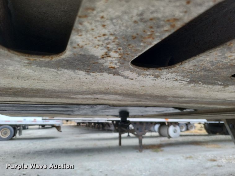 image for item DO4849 2008 Utility  3000R  refrigerated van trailer