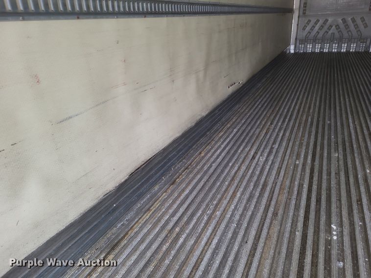 image for item DO4849 2008 Utility  3000R  refrigerated van trailer