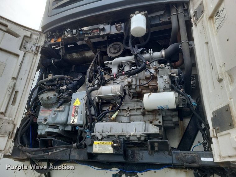 image for item DO4849 2008 Utility  3000R  refrigerated van trailer