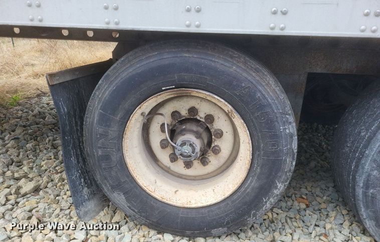 image for item DO4849 2008 Utility  3000R  refrigerated van trailer