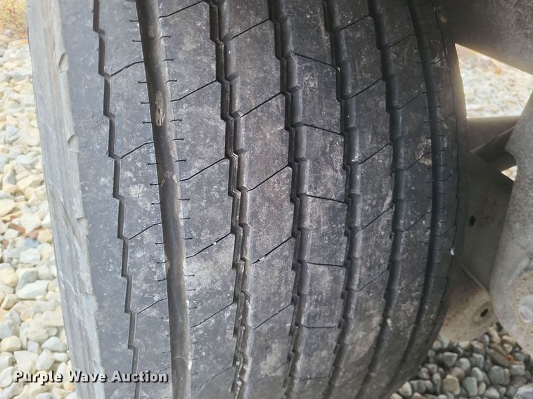 image for item DO4849 2008 Utility  3000R  refrigerated van trailer