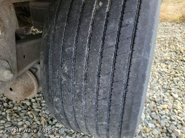 image for item DO4849 2008 Utility  3000R  refrigerated van trailer