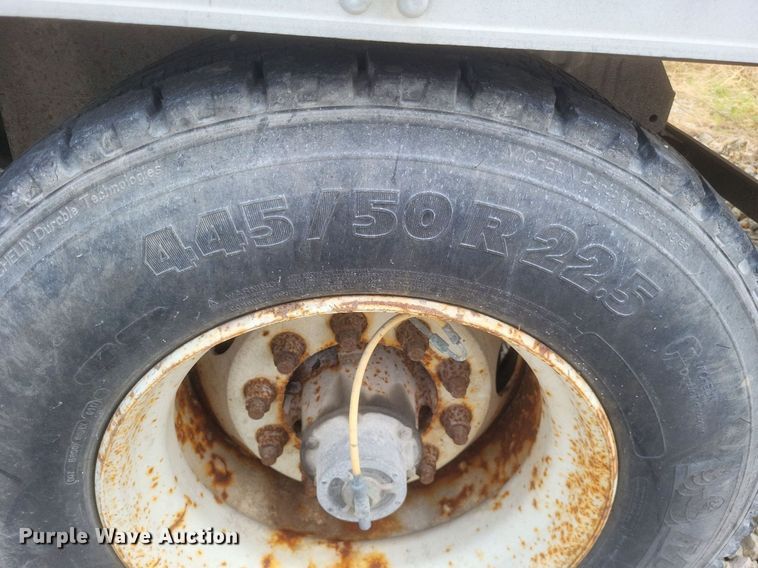 image for item DO4849 2008 Utility  3000R  refrigerated van trailer