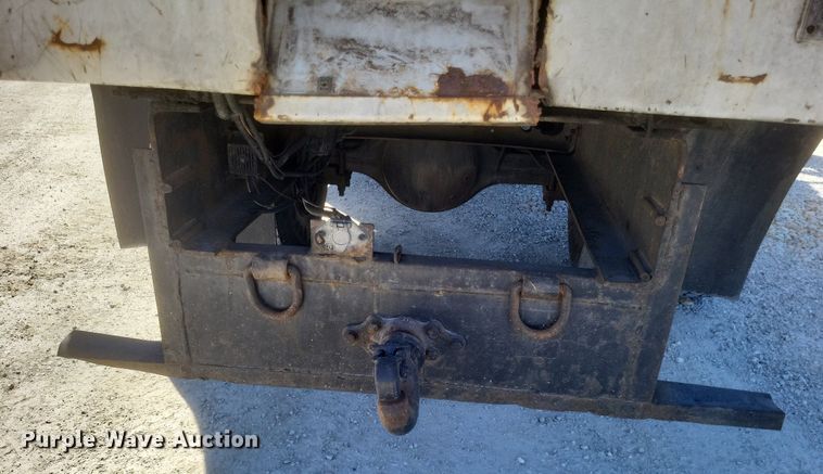 image for item DO4851 2005 International 4300 forestry bucket truck