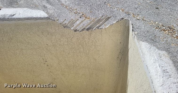 image for item DO4851 2005 International 4300 forestry bucket truck