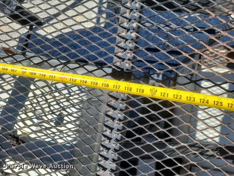 image for item DO4851 2005 International 4300 forestry bucket truck